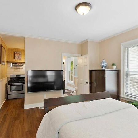 Beautiful Studio Apartment In Historic House ニューヘイブン エクステリア 写真